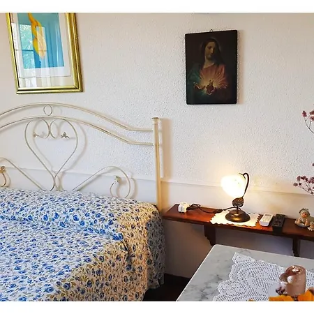 Li Catauri Oda ve Kahvaltı 3*