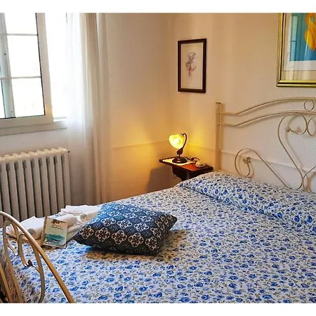 Oda ve Kahvaltı Li Catauri 3*